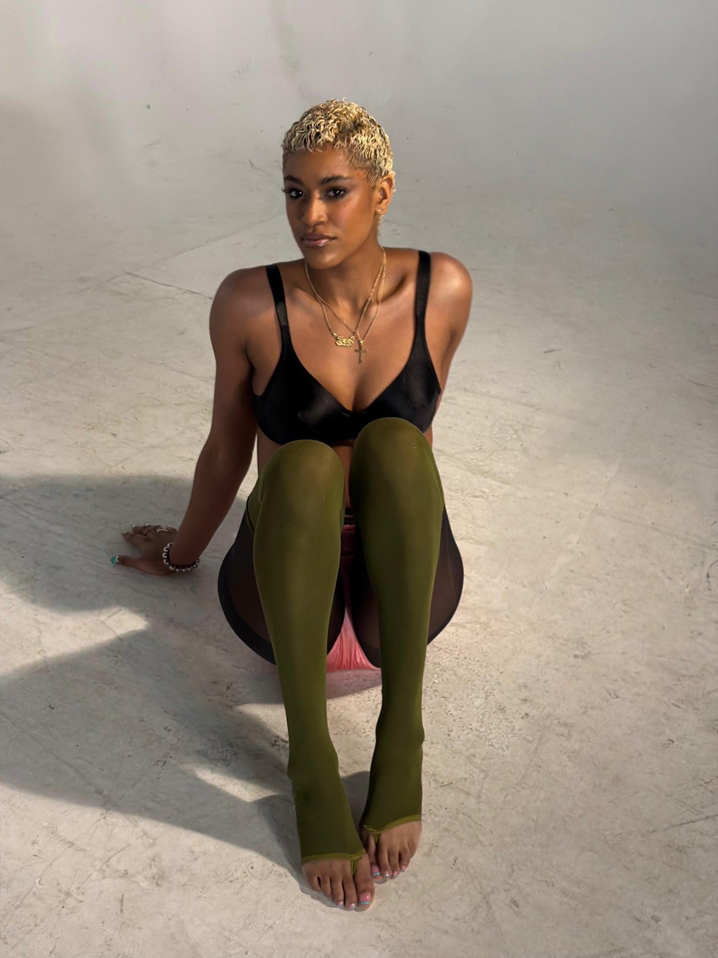 PRE-ORDER Vrýo Pilates Socks